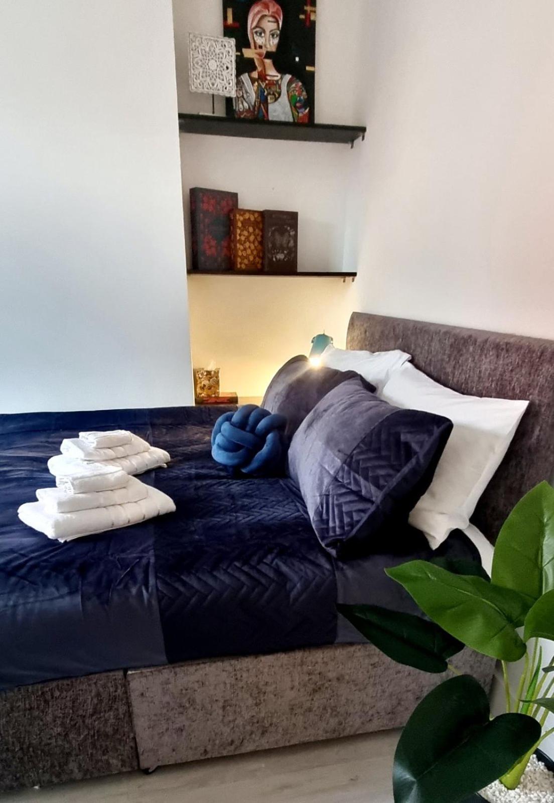Central Winchester Serviced Apartments מראה חיצוני תמונה